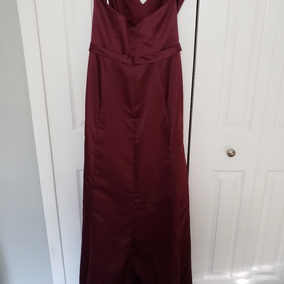 NWT - Burgundy Gown - Picture 2 of 7